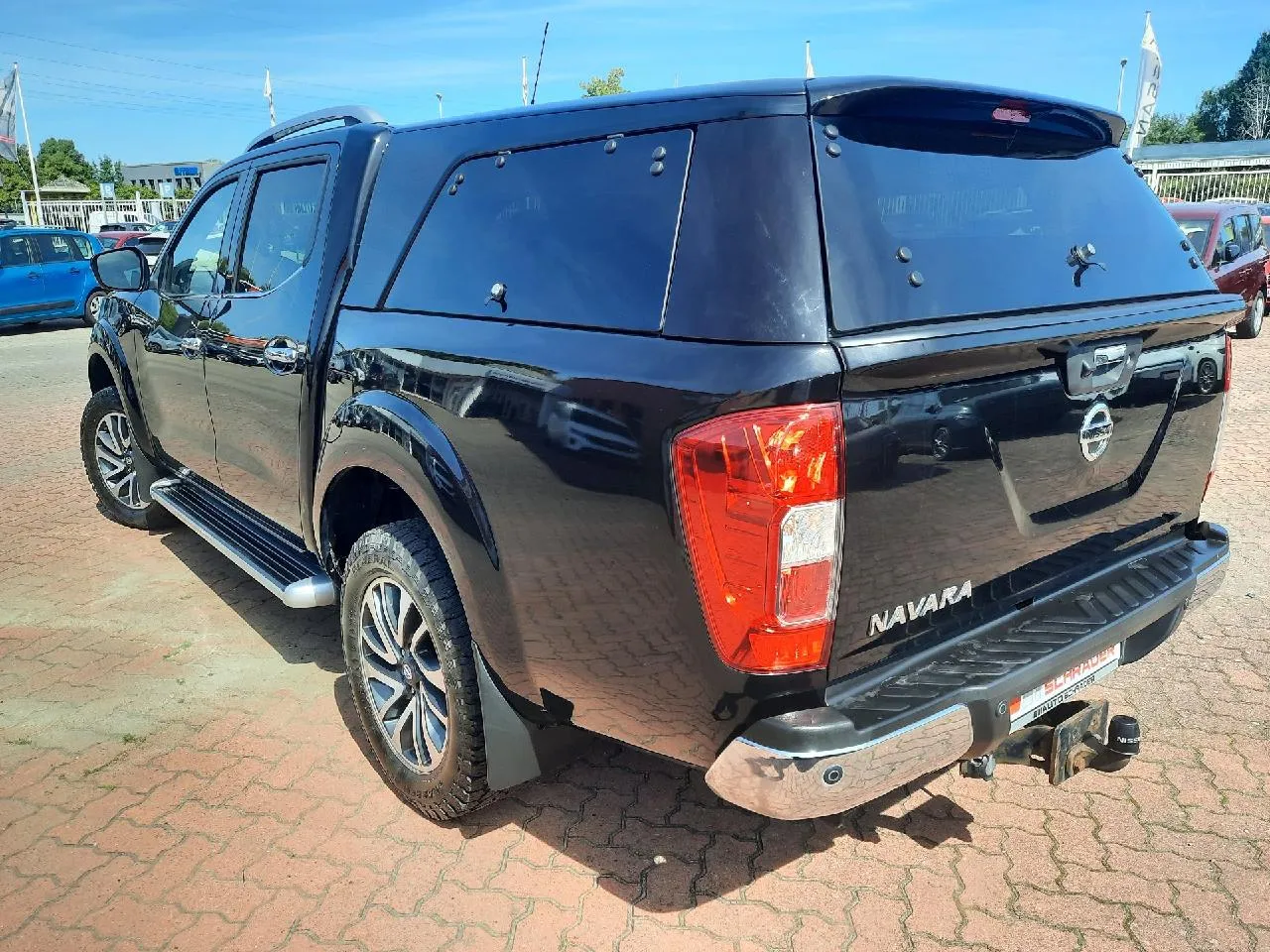 NISSAN NP 300