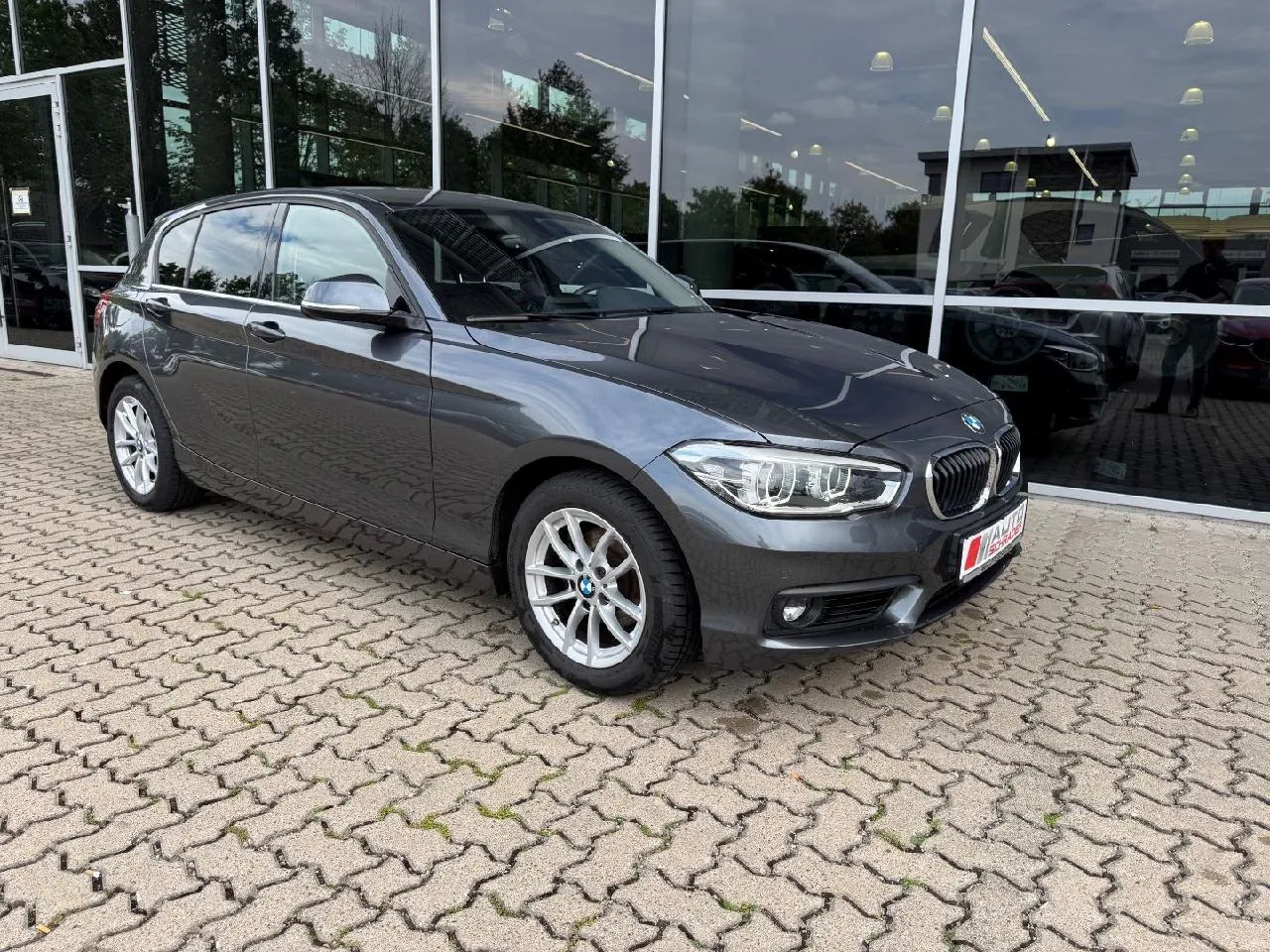 BMW 118