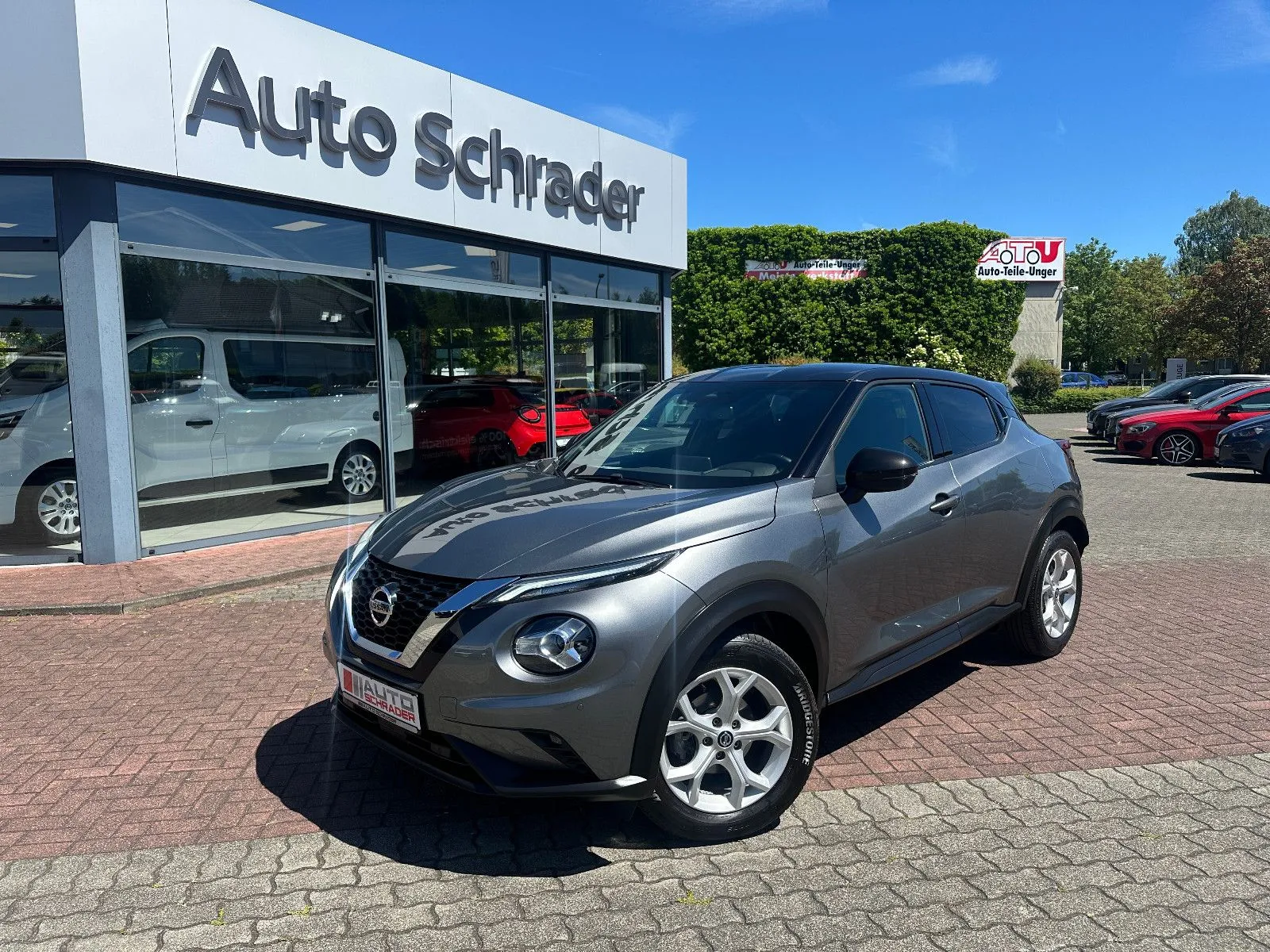 NISSAN Juke