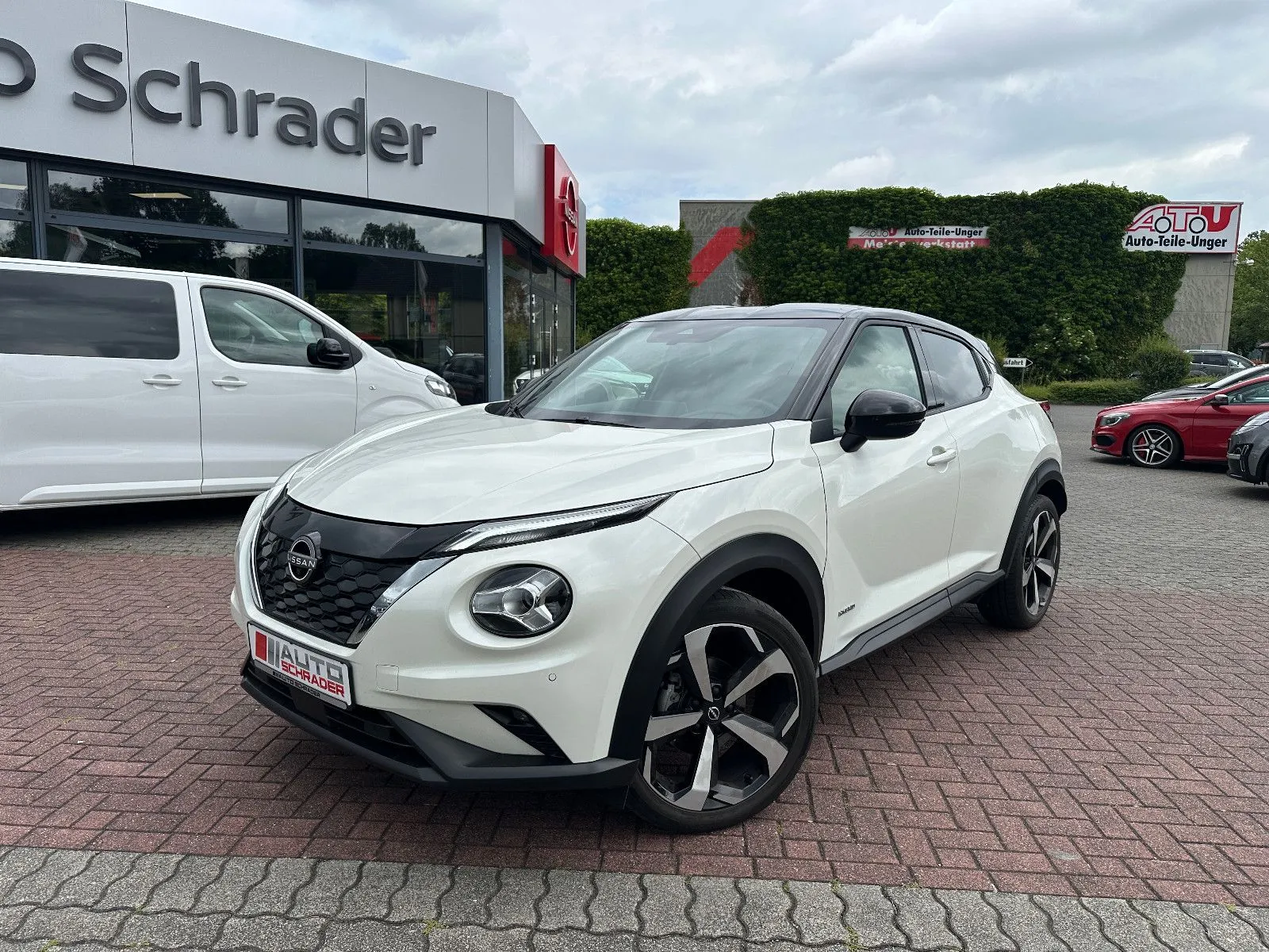 NISSAN Juke
