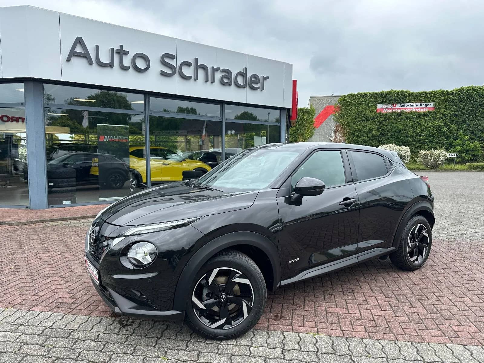 NISSAN Juke