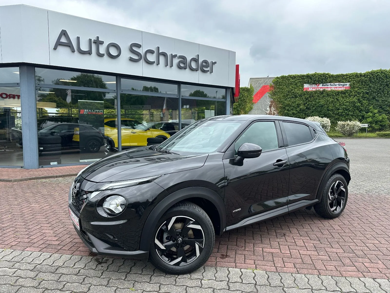 NISSAN Juke