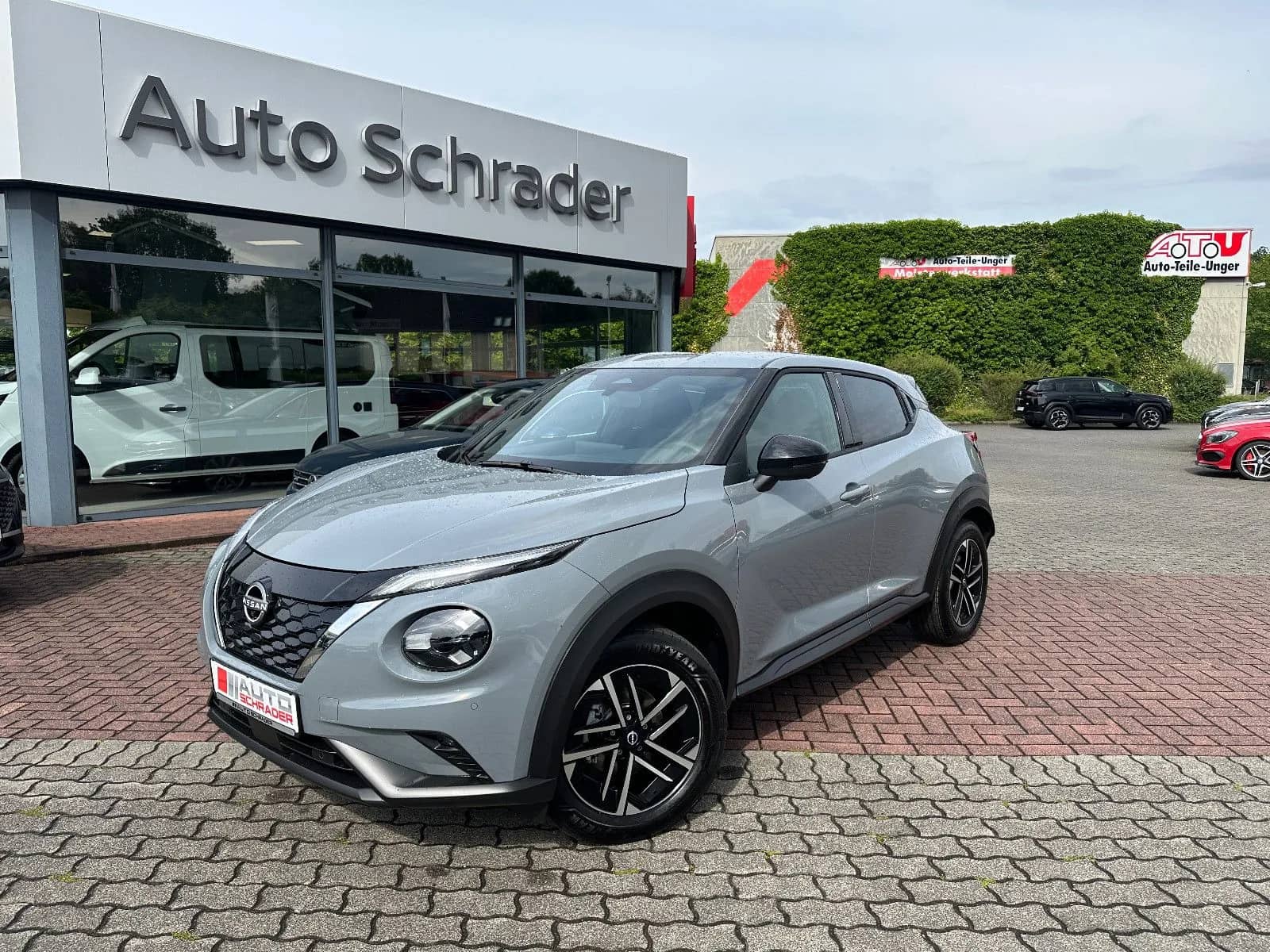 NISSAN Juke