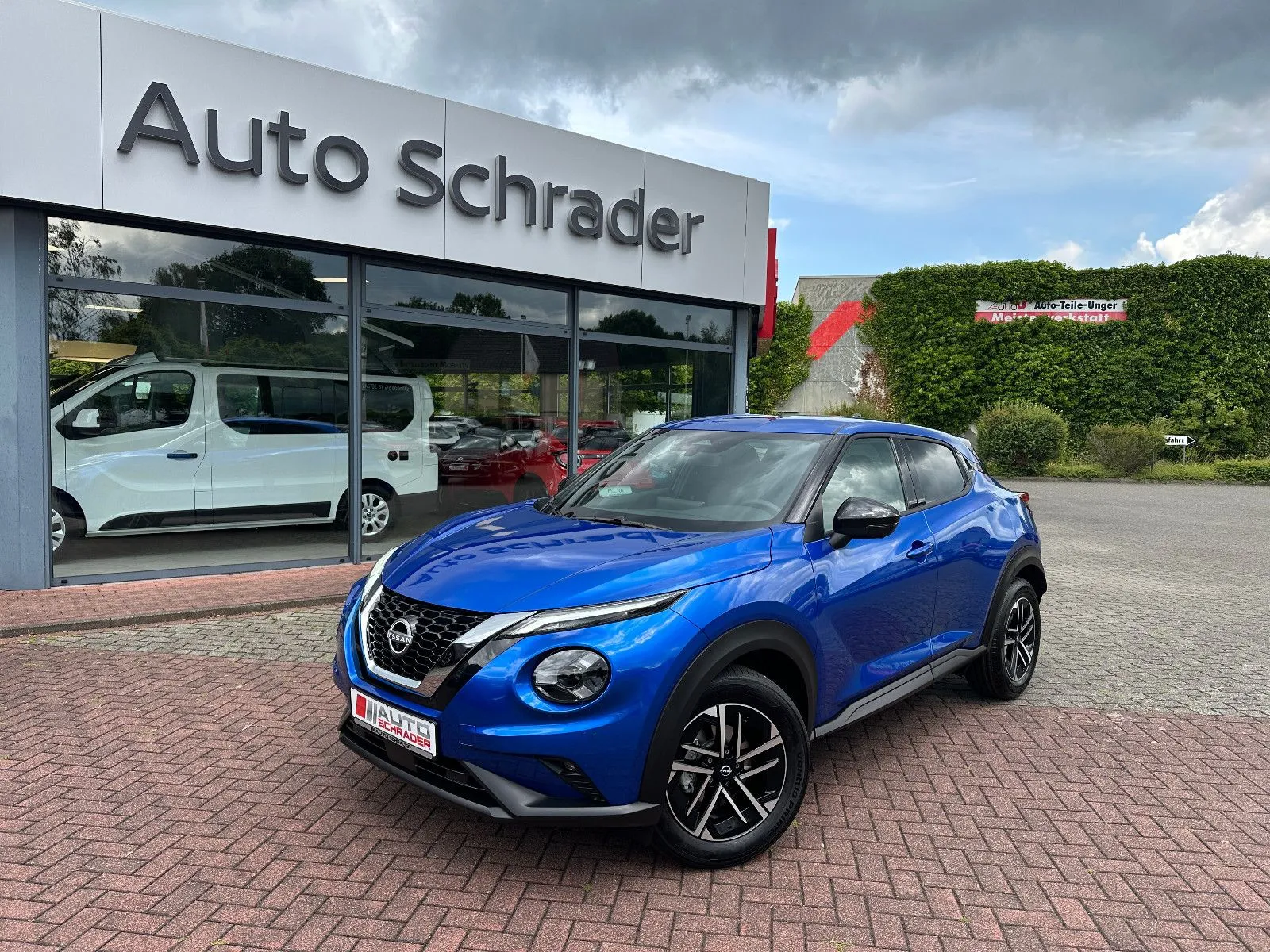 NISSAN Juke